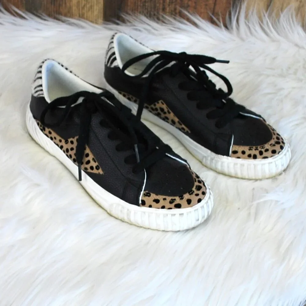Blowfish Willa Black Sand Pixie Leopard Zebra Sneakers 9.5